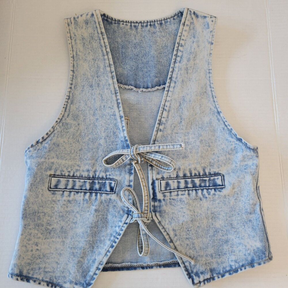 Light Wash Tie Denim Vest Size Small Western Festival Boho
